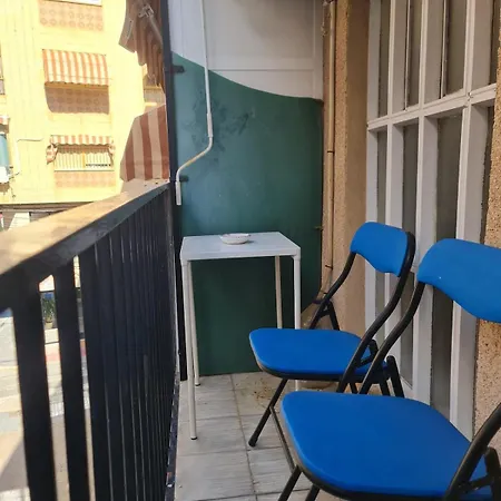 Piso Cerca Del Castillo Apartament